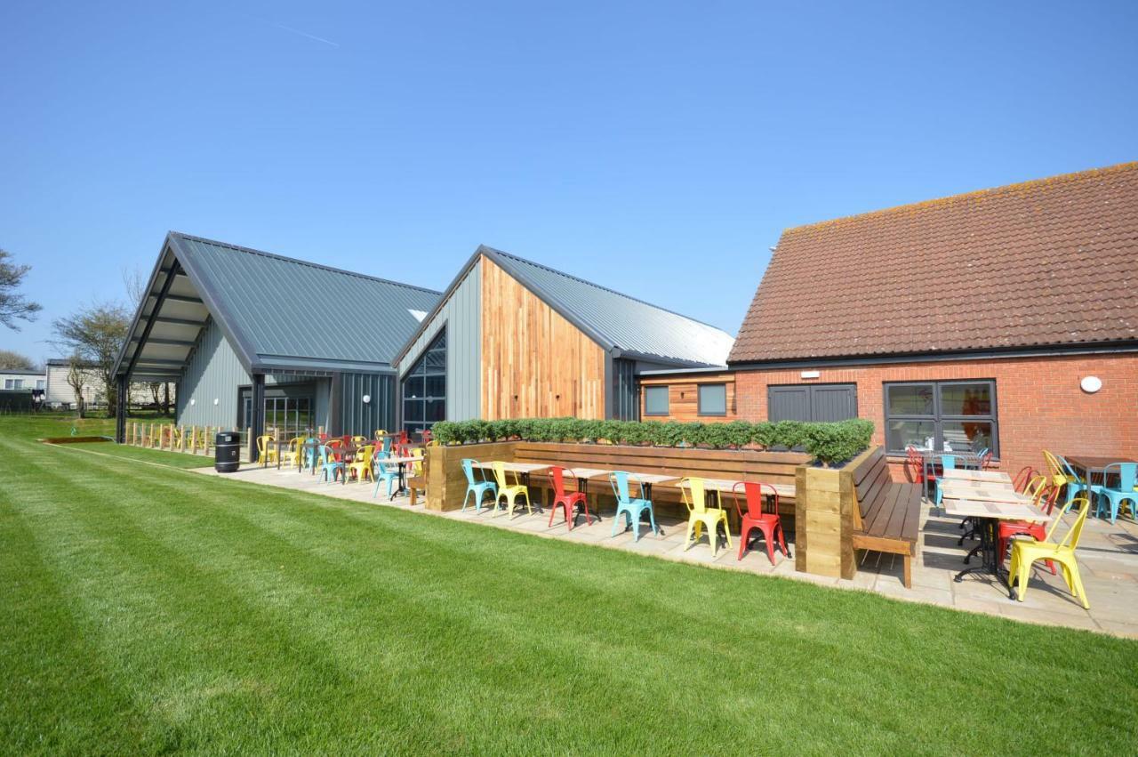 Camping Pods, Carlton Meres Holiday Park Rendham Экстерьер фото